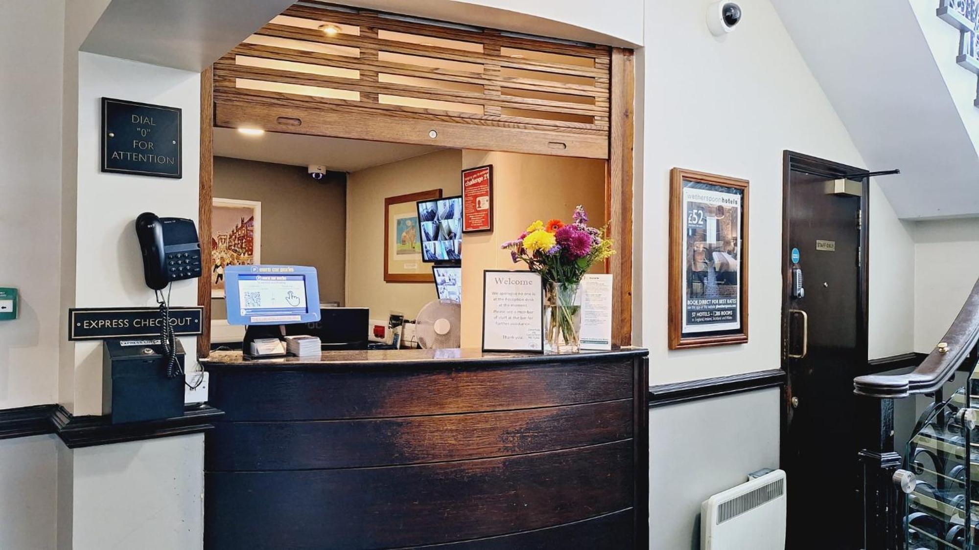 Hotel The Brocket Arms Wetherspoon Wigan Exteriér fotografie